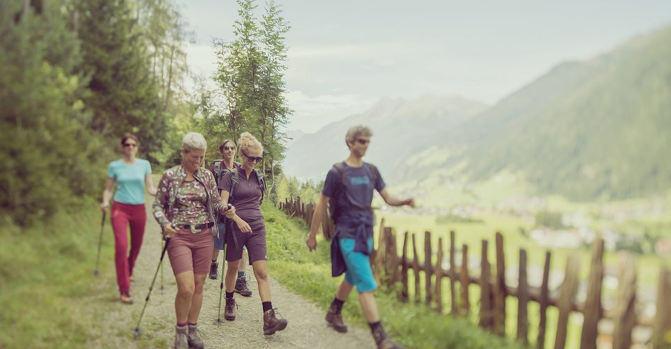 Wandern mit Barbara im LifeStyle Hotel Neustift