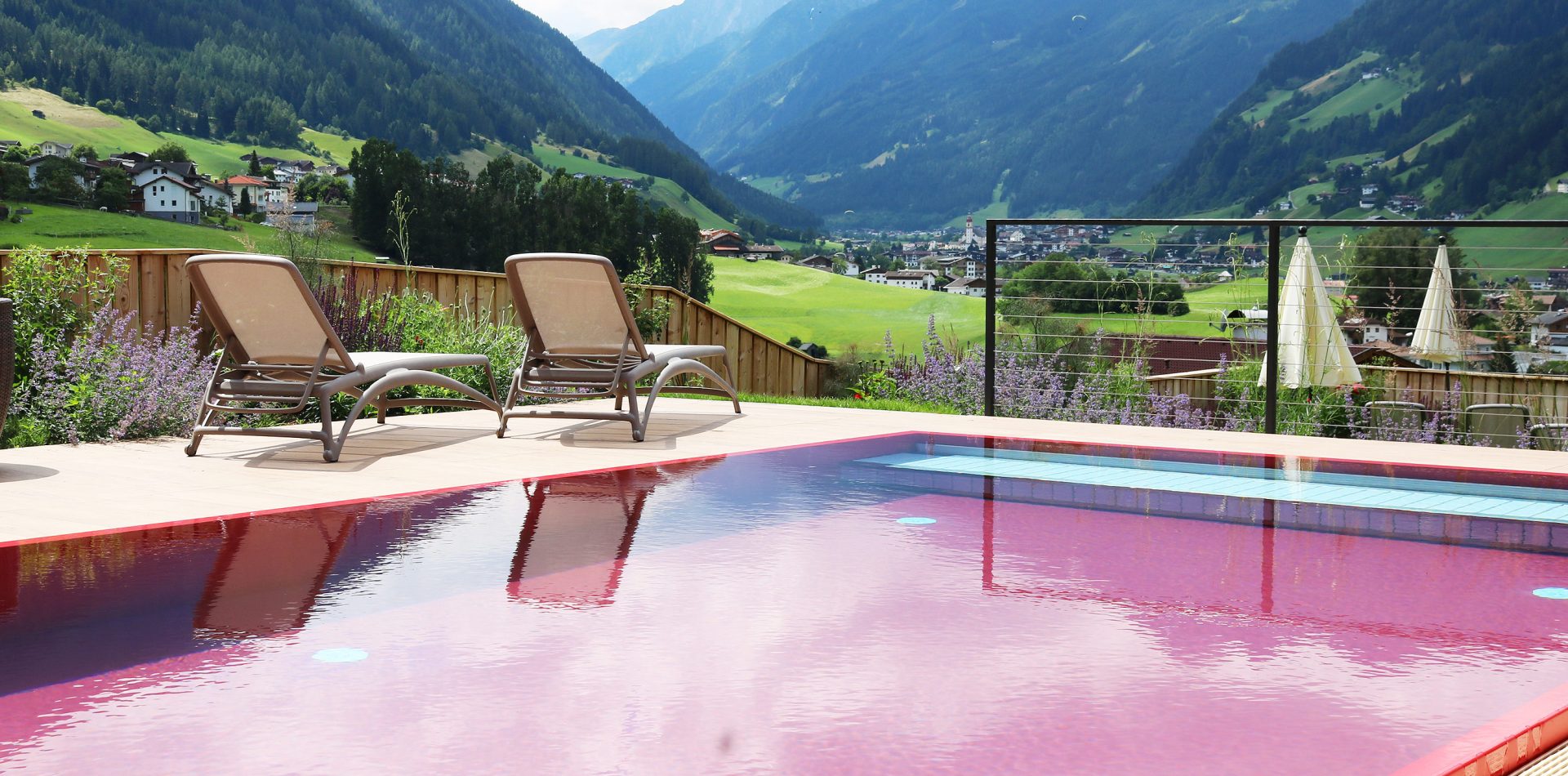Infinity pool Hotel Erika Stubaital